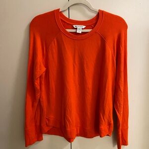 Athleta Long sleeve crewneck shirt